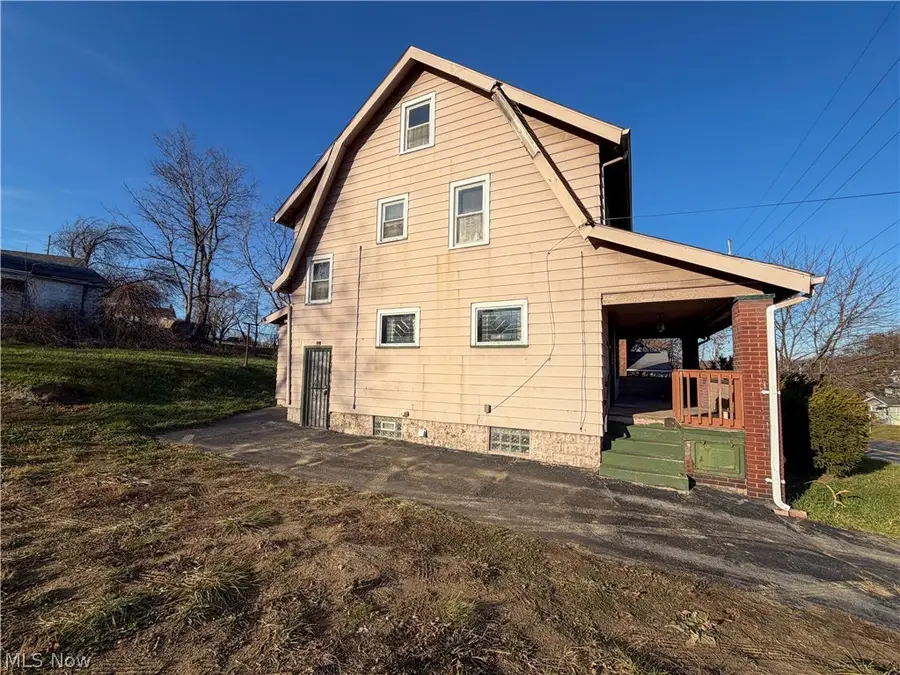 2426 Shirley Road, Youngstown, OH 44502 - #3