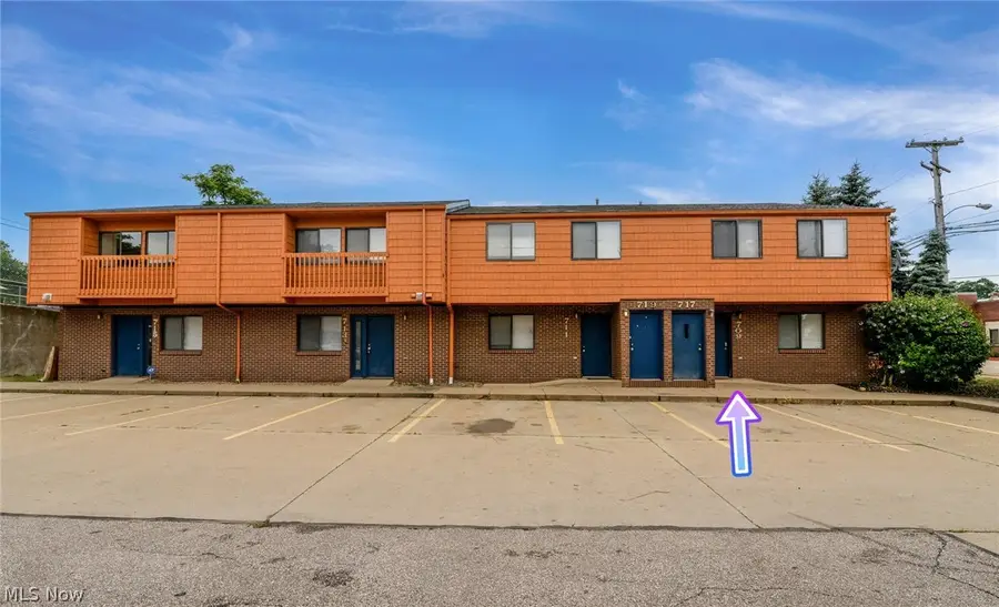 709 & 717 Carroll Street, Akron, OH 44304 - #3