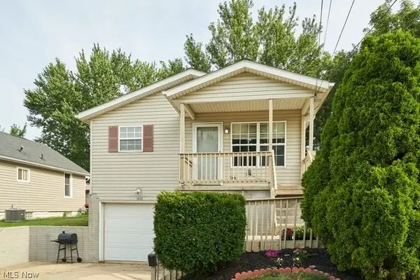 1843 Springfield Center Rd, Akron, OH 44312