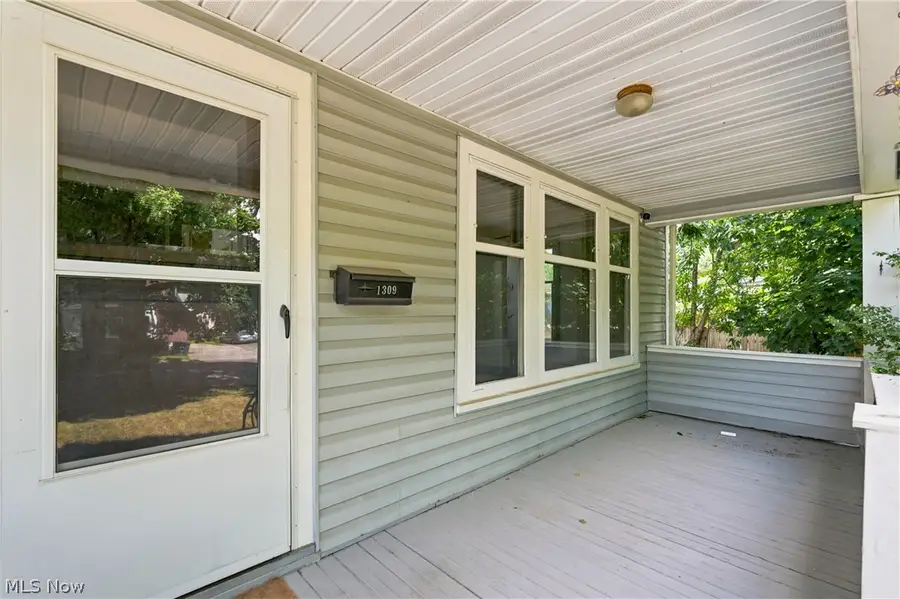 1309 Bellows Street, Akron, OH 44301 - #3