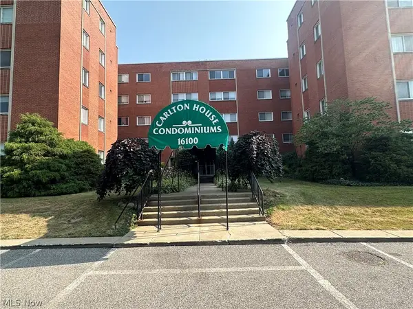 16100 Van Aken Boulevard #306, Shaker Heights, OH 44120