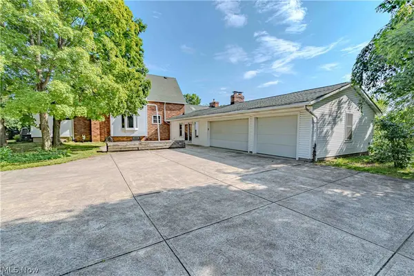 4321 Nichols Road, Medina, OH 44256