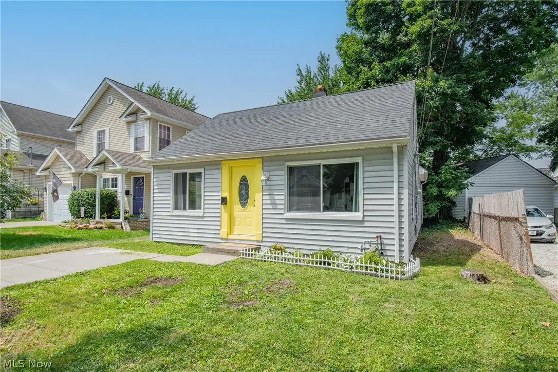 908 Hayes Avenue, Willoughby, OH 44094 - #1