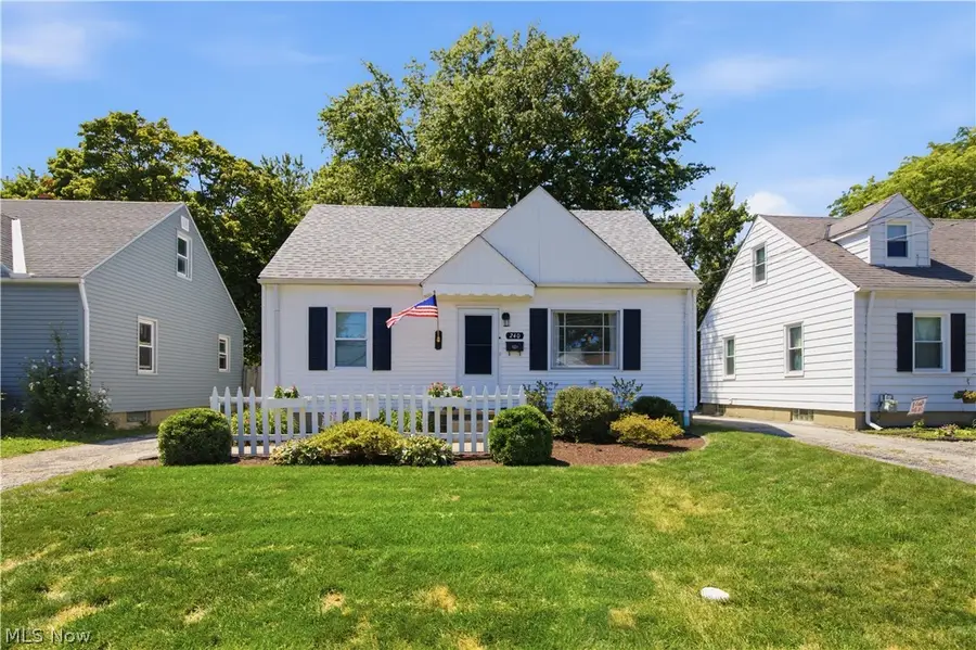 240 Moore Road, Avon Lake, OH 44012 - #2