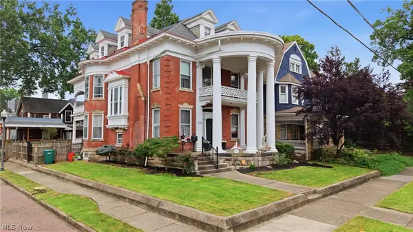 1103 Juliana Street, Parkersburg, WV 26101