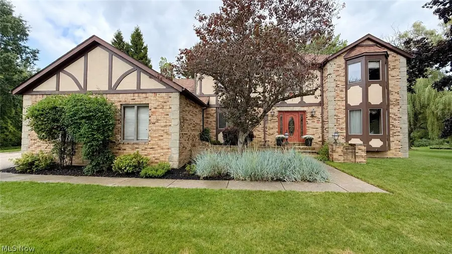4822 Sweetwater Drive, Brecksville, OH 44141 - #2