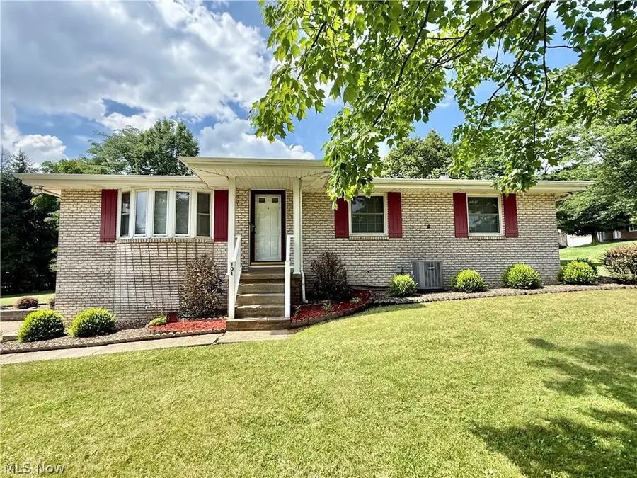 101 Diane Street, New Cumberland, WV 26047 - #2