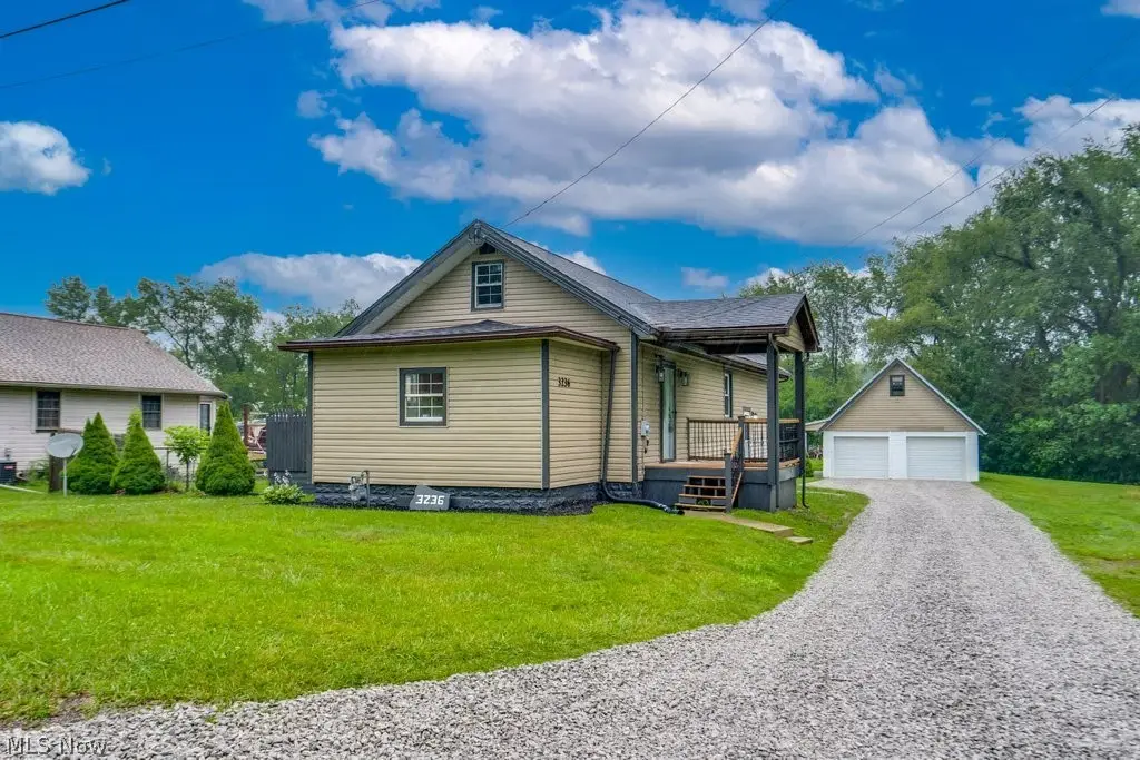 3236 Young Nw Avenue, Massillon, OH 44647 - #1