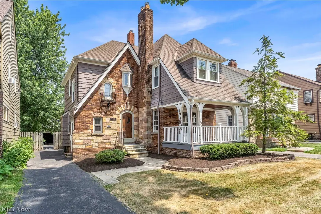 3581 Tullamore Road, University Heights, OH 44118 - #1