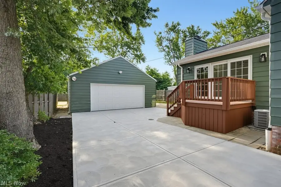 1257 Sunset Road, Mayfield Heights, OH 44124 - #3
