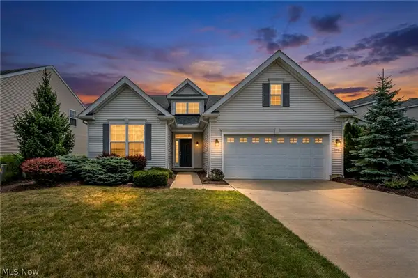 33243 Waterview Court, Avon Lake, OH 44012