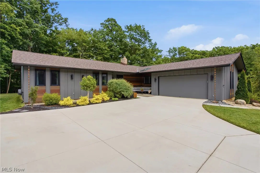 19752 Deer Run Lane, Strongsville, OH 44149 - #1