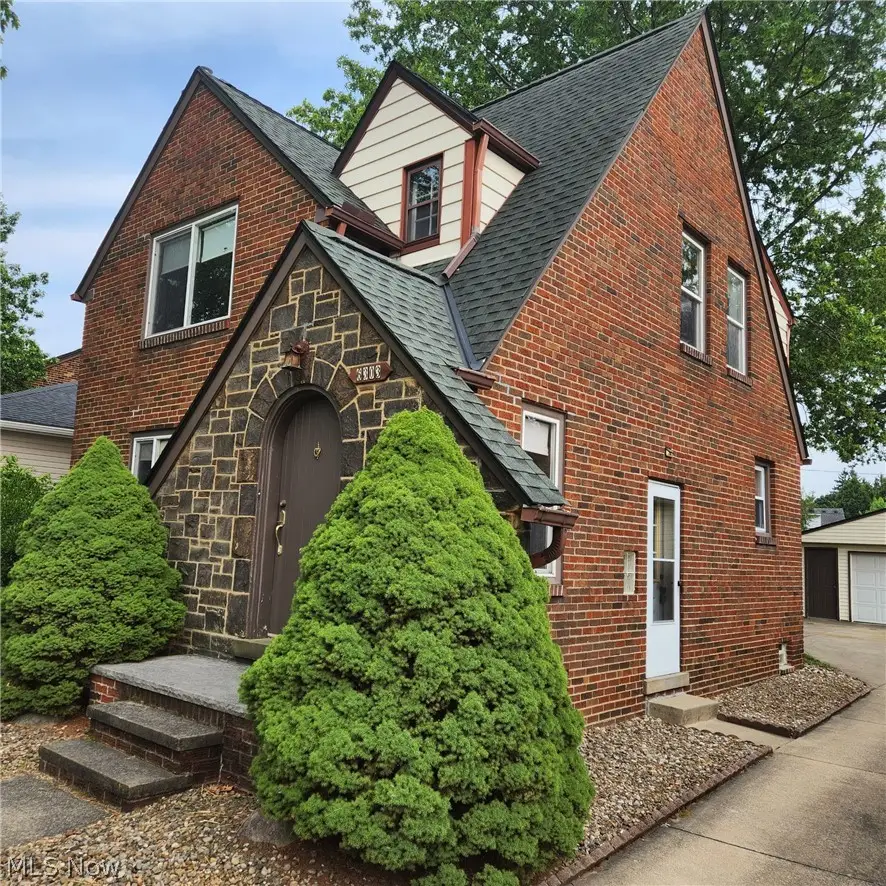 6303 Morningside Drive, Parma, OH 44129 - #2