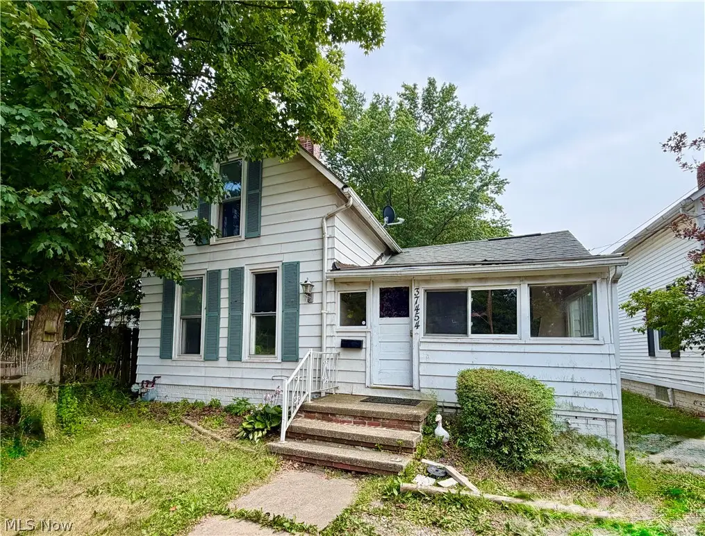 37454 Euclid Avenue, Willoughby, OH 44094 - #1