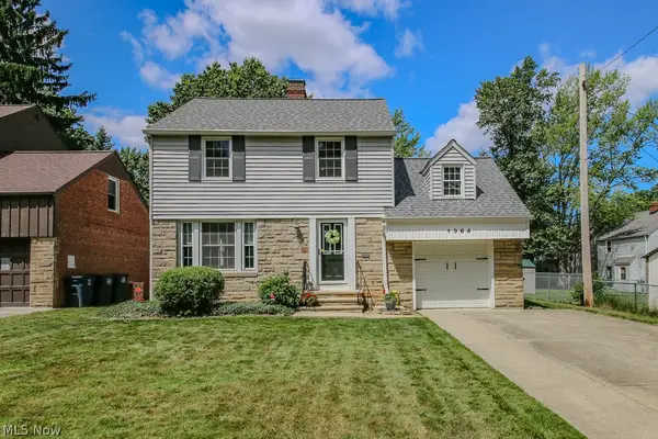 1364 Clearview Road, Lyndhurst, OH 44124
