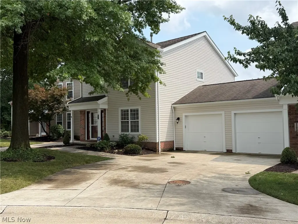 8531 Ravenswood Lane, Macedonia, OH 44056 - #1