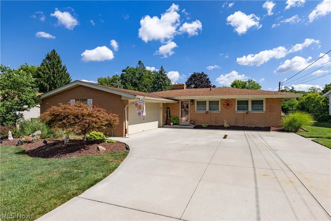 7681 Alan Parkway, Middleburg Heights, OH 44130 - #1