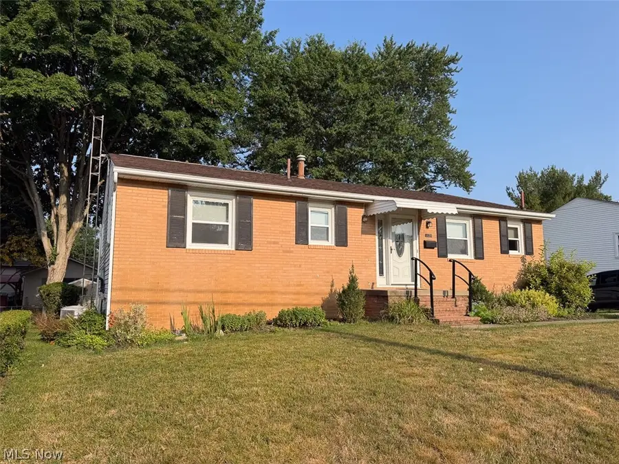 1123 Overridge Se Avenue, North Canton, OH 44720 - #2