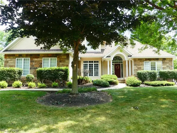 7395 Hunting Lake Drive, Concord Twp, OH 44077