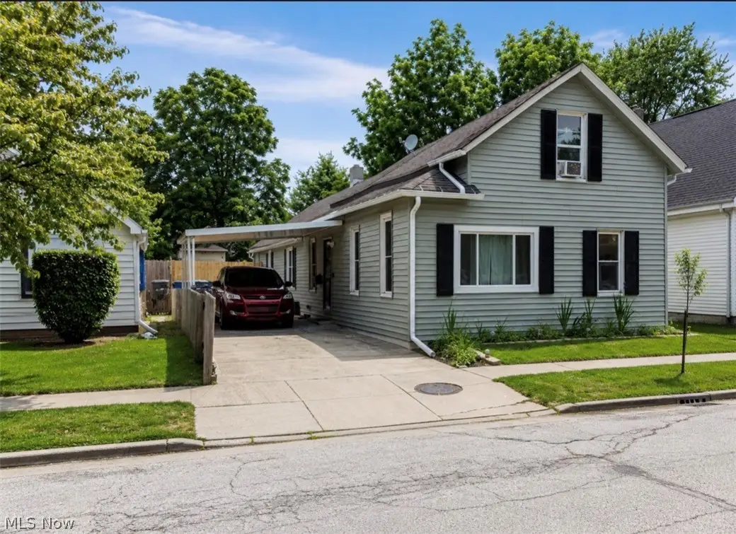 4318 E 72nd Street, Cleveland, OH 44105 - #1