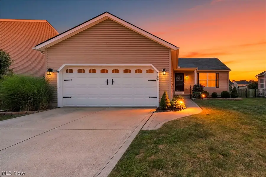 6108 Greenview Trail, North Ridgeville, OH 44039 - #2