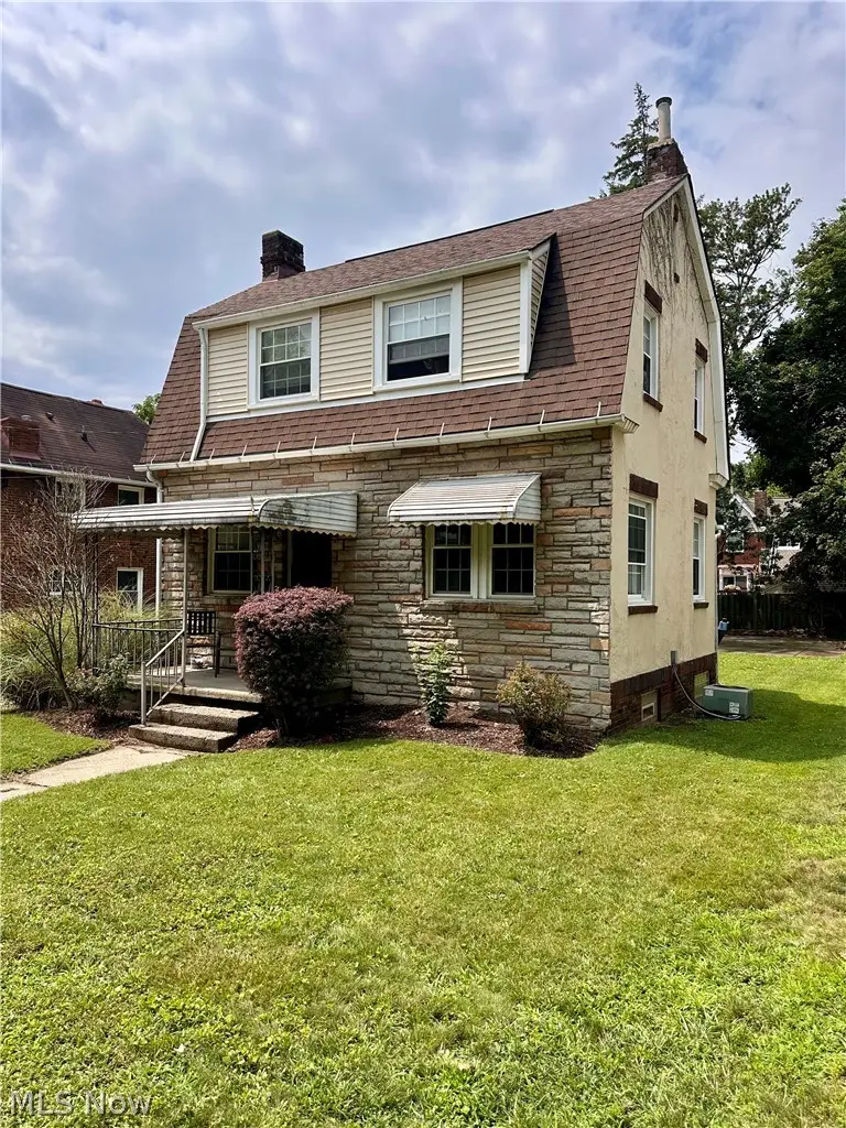 466 Watson Street, Akron, OH 44305 - #3