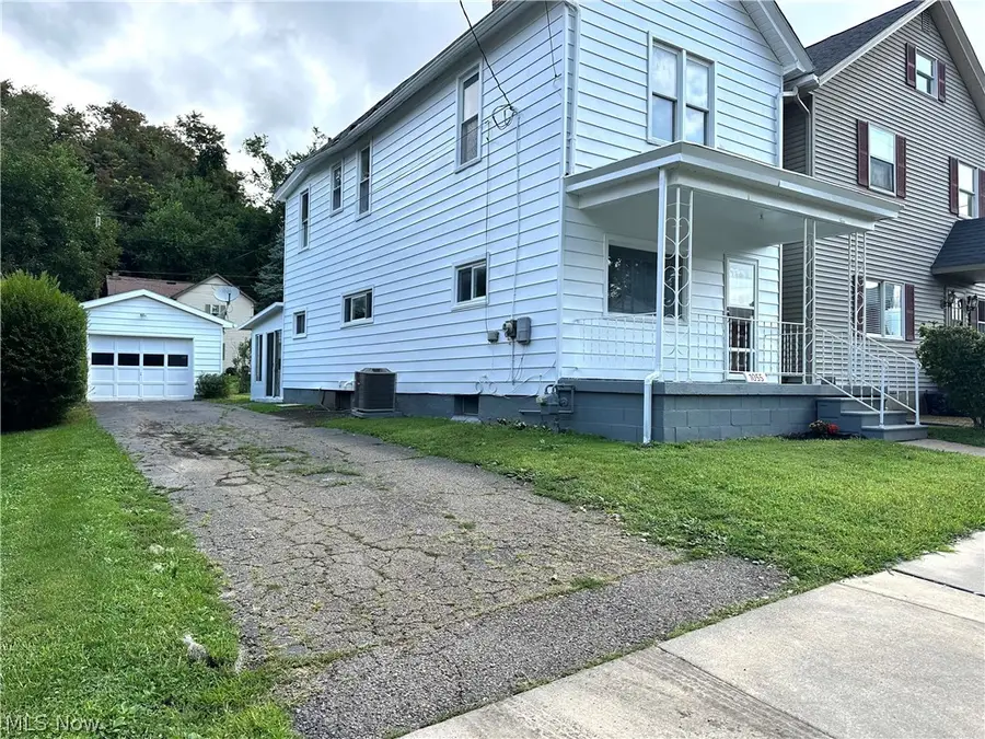 1055 Ambrose Avenue, East Liverpool, OH 43920 - #3