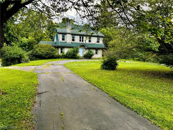 3716 Glenwood Avenue, Youngstown, OH 44511