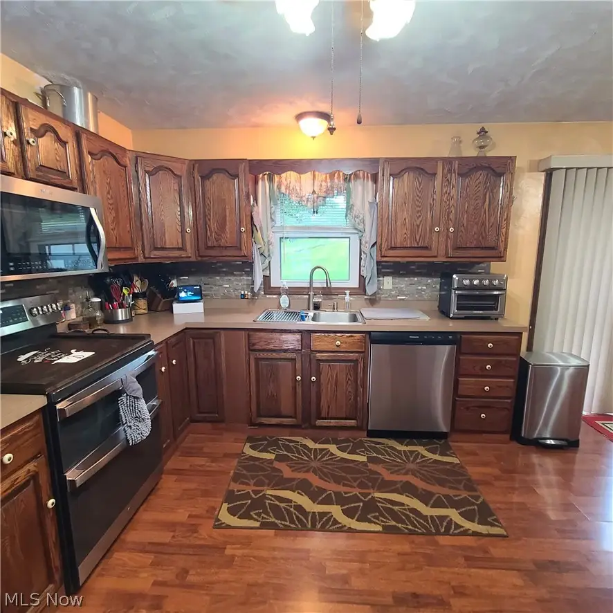 171 Pyle Place, Adena, OH 43901 - #3