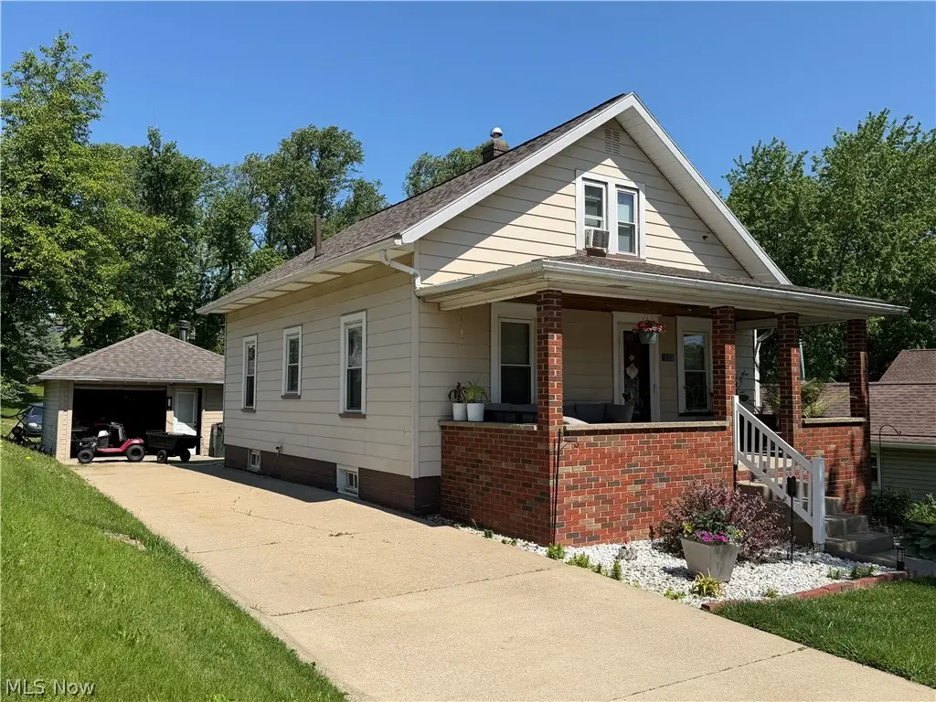 128 NW Mill Nw Street, Sugarcreek, OH 44681 - #1