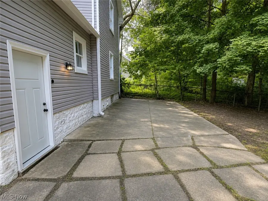416 Bacon Avenue, Akron, OH 44320 - #2