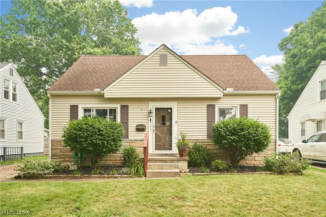 223 Davenport Avenue, Akron, OH 44312 - #1
