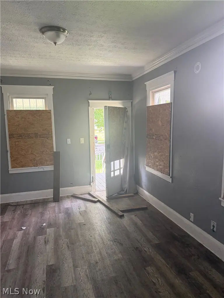 7505 Elton Avenue, Cleveland, OH 44102 - #2
