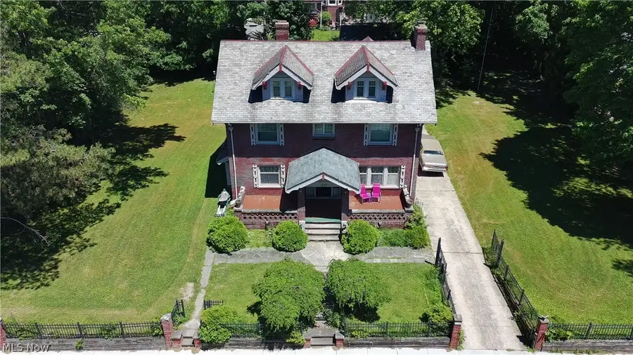 1737 Cumberland Road, Cleveland Heights, OH 44118 - #3
