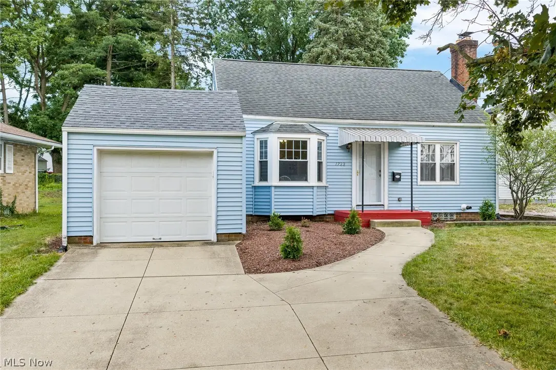 1722 39th Nw Street, Canton, OH 44709 - #1