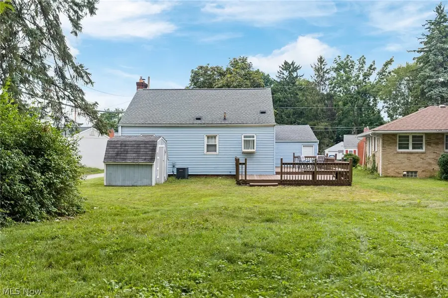 1722 39th Nw Street, Canton, OH 44709 - #3