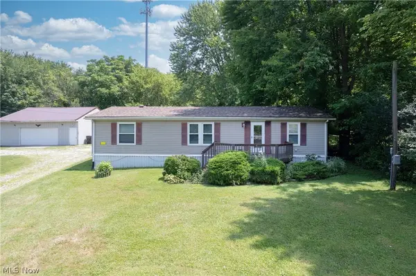 1125 S Johnson Road, Sebring, OH 44672