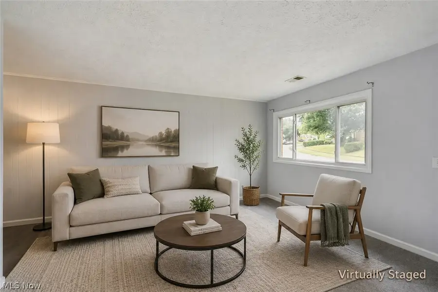 2415 Regentview Ne Street, Canton, OH 44705 - #2