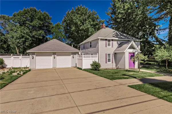 2804 Orchard Drive, Willoughby Hills, OH 44092