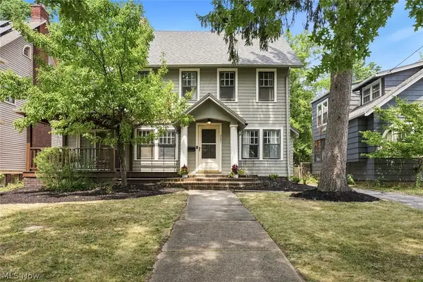 3021 Berkshire Road, Cleveland Heights, OH 44118