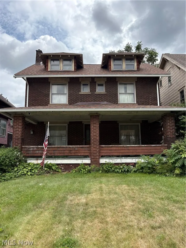 251 Alameda Avenue, Youngstown, OH 44504 - #3