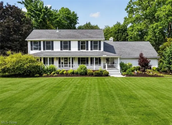 12 Square Circle Drive, Madison, OH 44057