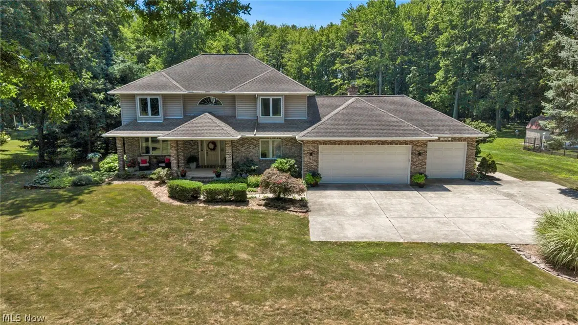 48261 Rice Road, Amherst, OH 44001 - #1