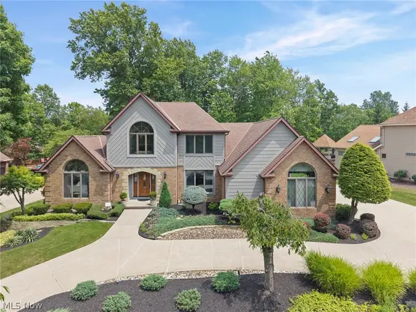 10683 Tudor Circle, North Royalton, OH 44133