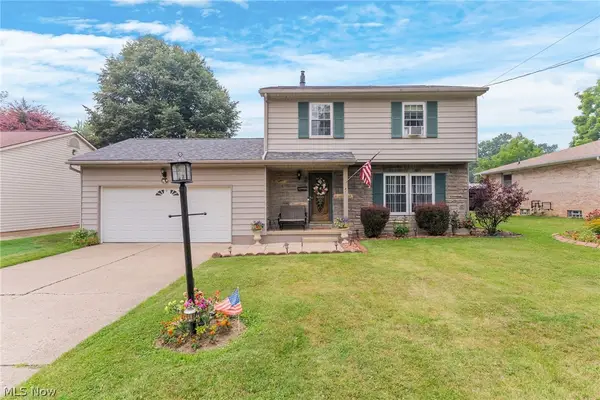 142 S Navarre Avenue, Austintown, OH 44515