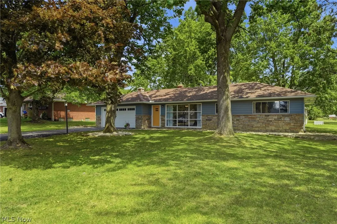 8161 Marianna Boulevard, Broadview Heights, OH 44147 - #1