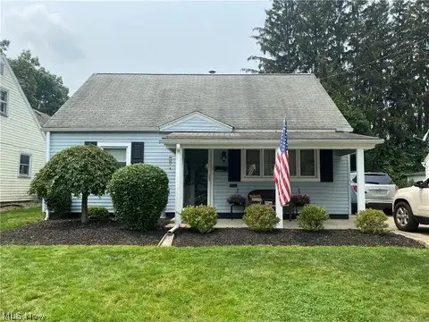 256 S Roanoke Avenue, Austintown, OH 44515 - #1