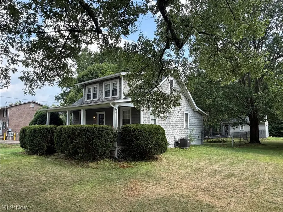 5806 Portage Nw Street, North Canton, OH 44720 - #3