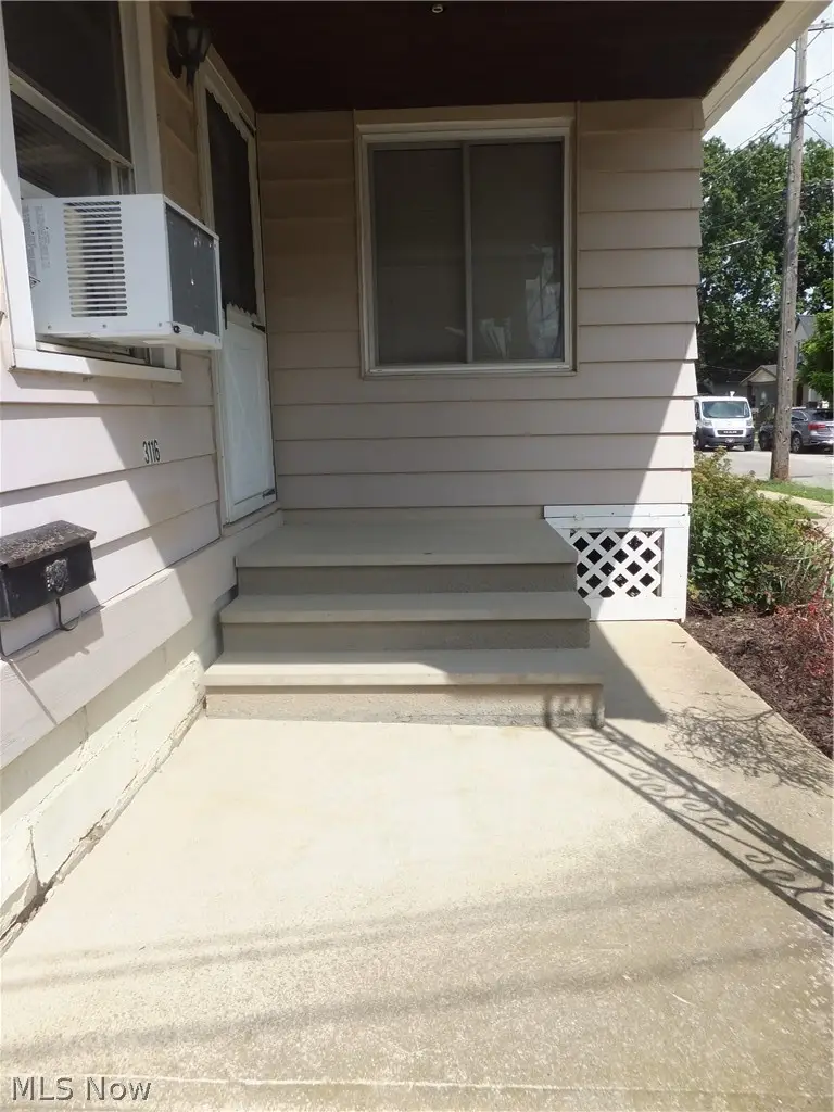3116 Saratoga Avenue, Cleveland, OH 44109 - #3