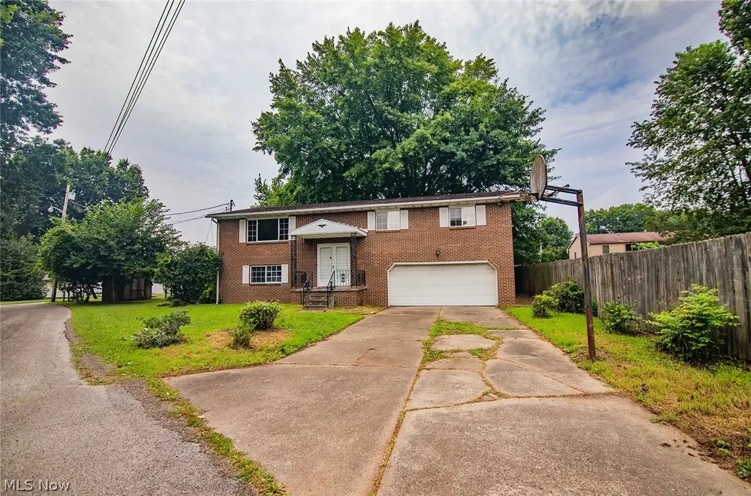 417 57th Street, Vienna, WV 26105 - #1